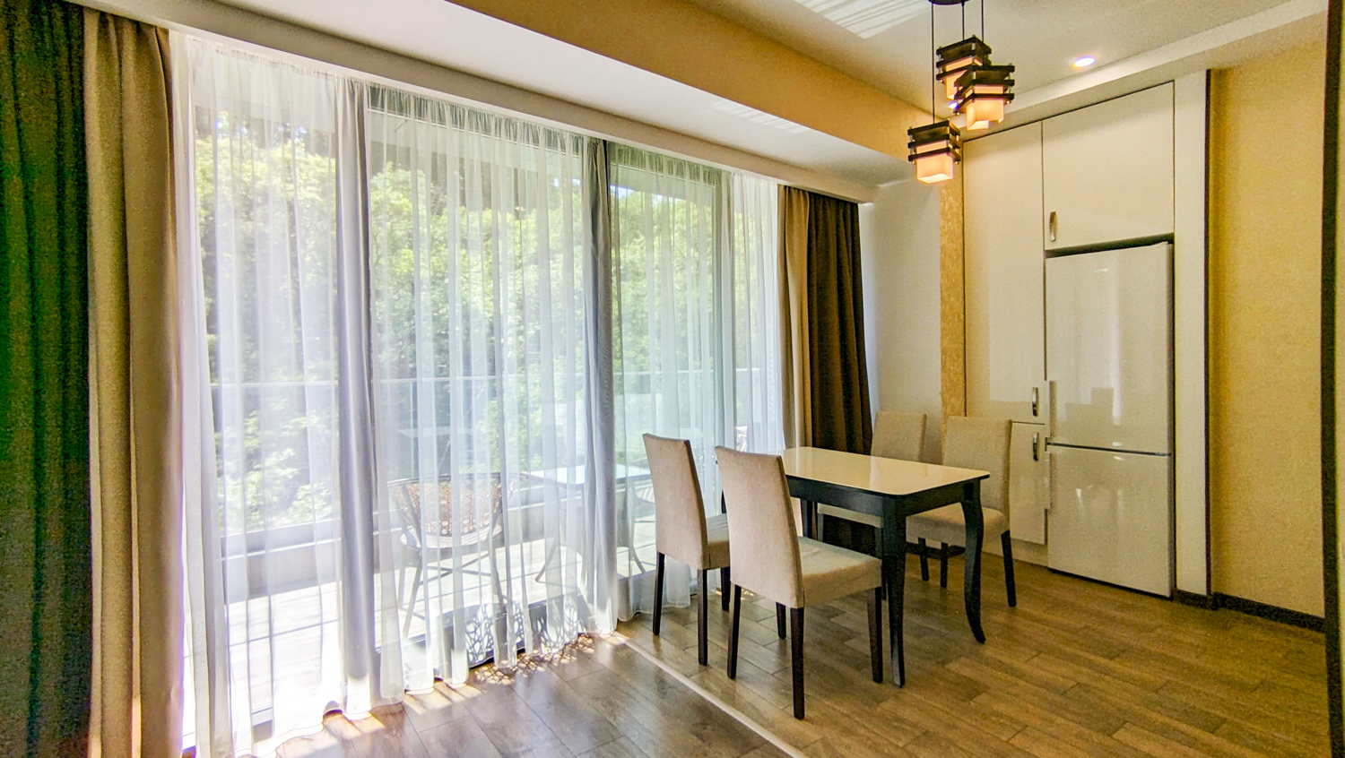 Ялта, Приморский Park House, 2-комн., 60 м², с террасой/балконом